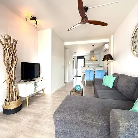 Charming With Panoramic Rooftop Terrace 엘 베르헤르