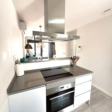 Charming With Panoramic Rooftop Terrace *