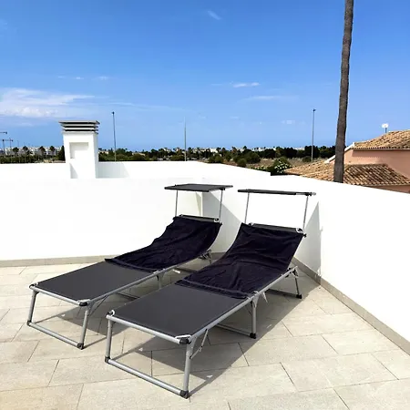 Charming With Panoramic Rooftop Terrace *