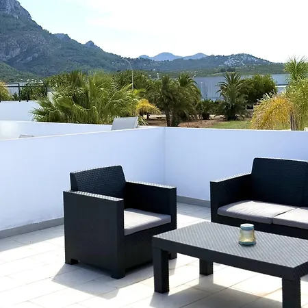 Апартаменты Charming With Panoramic Rooftop Terrace *