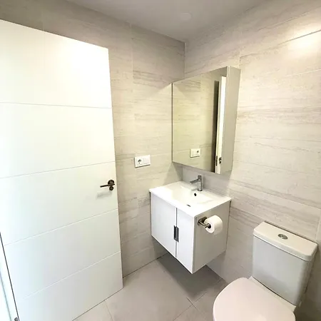 Charming With Panoramic Rooftop Terrace